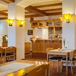 Hotel Kardinal Schulte Haus