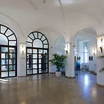 Kardinal Schulte Haus 3*