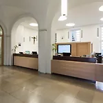 Kardinal Schulte Haus Hotel 3*