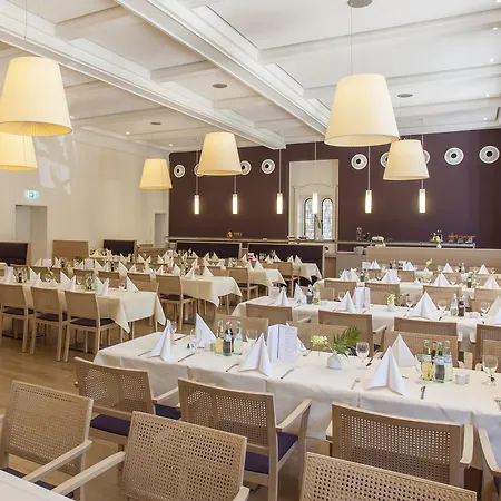 Hotel Kardinal Schulte Haus 3*
