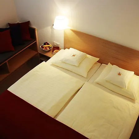 Kardinal Schulte Haus Μπέργκις Γκλάντμπαχ