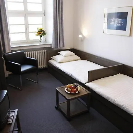 Kardinal Schulte Haus 3* Μπέργκις Γκλάντμπαχ