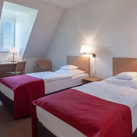 Hotel Kardinal Schulte Haus 3*