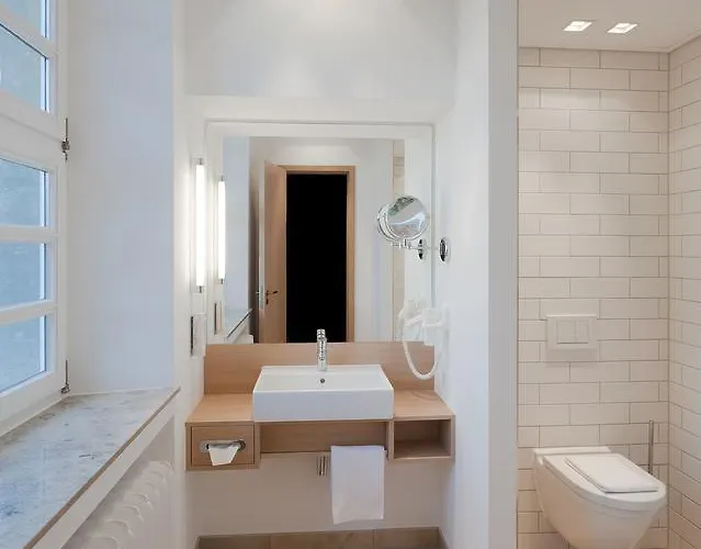 Kardinal Schulte Haus Hotel 3*