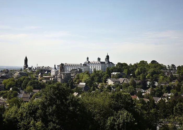 Hotel Kardinal Schulte Haus 3*