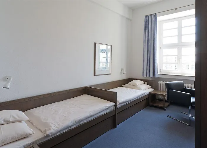 Hotel Kardinal Schulte Haus 3*